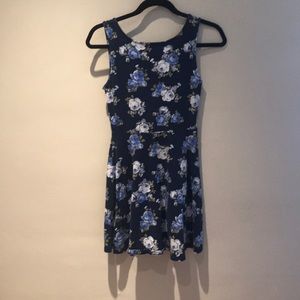 Pretty floral cotton dress